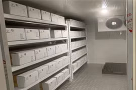 Việt Nam còn hơn 432.000 liều vaccine COVID-19 đang bảo quản trong kho