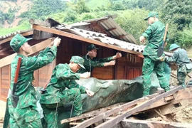 Nêu cao "tình đồng chí, nghĩa đồng bào", nỗ lực giúp người dân Điện Biên vượt qua khó khăn do mưa, lũ