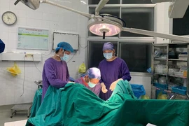 Liên tục các quý ông nhập viện chữa sùi mào gà vùng hậu môn do quan hệ tình dục