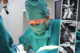 Hà Nội: Cấp cứu nam thanh niên gần đứt lìa cẳng chân