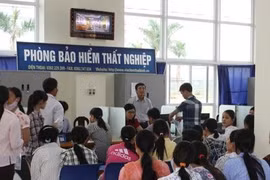 Hà Nội: Tăng vọt hơn 90.000 người tham gia bảo hiểm thất nghiệp trong năm 2020