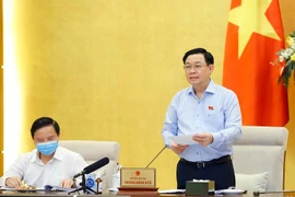 Uỷ ban Thường vụ Quốc hội họp bất thường, thống nhất trích 30.000 tỷ đồng hỗ trợ người lao động