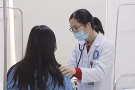 Thường xuyên sử dụng đồ ăn nhanh, nữ sinh 16 tuổi ở Hà Nội mắc đái tháo đường