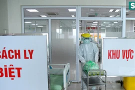 Thêm 5 bệnh nhân mắc Covid-19 mới, trong đó có hai bố con