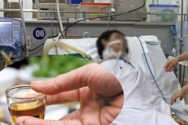 Hai người cùng một gia đình tử vong nghi do ngộ độc rượu trong ngày Tết