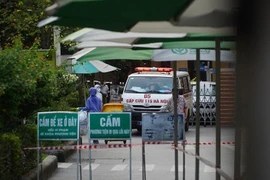 Trưa 2-10: Thêm 1 hộ lý và 1 nhân viên nhà ăn Bệnh viện Việt Đức nhiễm Covid-19