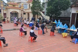 Hà Nội thêm 106 ca Covid-19, gồm 56 ca cộng đồng rải rác tại 13 quận huyện