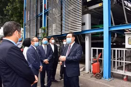 Bí thư Thành ủy Hà Nội: Xây dựng Hanoibus thành thương hiệu nổi trội, hàng đầu cả nước