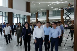 Phó Thủ tướng đốc thúc hoàn thành xây dựng cơ sở 2 Bệnh viện Bạch Mai và Việt Đức trước 30-11