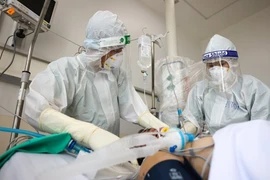 Một bệnh nhân Covid-19 ở Hà Nội tử vong