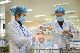 Bỏ quy định 3 báo giá khi đấu thầu, bao lâu nữa hết tình trạng thiếu thiết bị y tế?