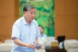 Tạo điều kiện thuận lợi cho công dân trong vấn đề visa để xuất nhập cảnh