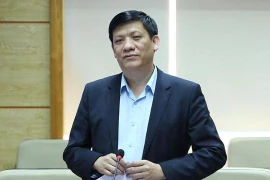 Bộ Y tế bác bỏ thông tin nhập 2 lô vaccine “cận date” và tự ý gia hạn sử dụng