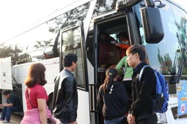 Yêu cầu địa phương giám sát chặt nhóm người về quê dịp Tết để phòng dịch