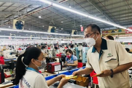 Trong tháng 2-2025, phải trình chính sách giảm thuế, phí, lệ phí cho người dân, doanh nghiệp