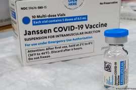 Việt Nam phê duyệt vaccine Covid-19 thứ sáu