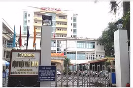 Phát hiện 14 ca dương tính tại Bệnh viện Phổi Hà Nội, cách ly y tế toàn viện