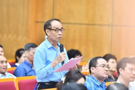 Cử tri Hà Nội đề nghị xử lý nghiêm hành vi lừa đảo, tín dụng “đen” qua công nghệ số