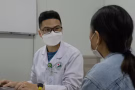 Nữ bệnh nhân 50 tuổi bất ngờ đột quỵ khi đang điều trị xuất huyết dạ dày