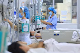 Hà Nội: Số mắc sốt xuất huyết và tay chân miệng cùng tăng mạnh