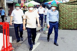 Bí thư Thành ủy Đinh Tiến Dũng: Hà Nội sẽ đẩy lùi dịch bệnh, sớm bắt đầu trạng thái bình thường mới