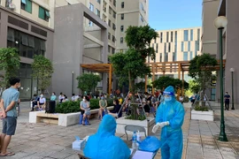 Phát hiện 1 ca Covid-19 ở chung cư Imperial Plaza đường Giải Phóng, Hà Nội thêm 8 ca mới 