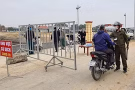 Phát hiện 2 ca Covid-19 mới tại Hà Nội và Bắc Ninh, gần 130.000 người đang phải cách ly