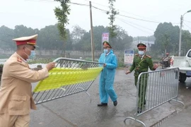 Nóng: Hà Nội thêm 4 ca Covid-19 mới, 3 ở Mê Linh và 1 ở Nam Từ Liêm