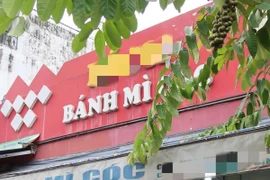 Hàng trăm người ngộ độc sau ăn bánh mỳ ở TP HCM, Bộ Y tế đề nghị truy xuất nguồn gốc