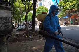 Hết cách ly tập trung, một người ở Hà Đông đã về nhà đi chợ lại phát hiện dương tính