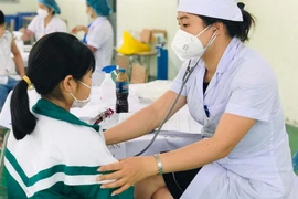 Trên 51.000 trẻ 5-11 tuổi ở Hà Nội đã tiêm vaccine Covid-19, thêm 980 ca nhiễm mới