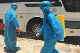 Hà Nội: Thêm 11 người từ BV Việt Đức chuyển sang BV Thanh Nhàn dương tính Covid-19