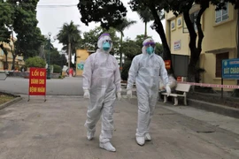 Hà Nội lại thêm 12 ca Covid-19 ở 4 quận: Nhiều nhà có 2 đến 6 người dương tính