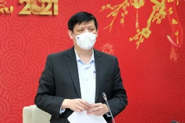 Bộ trưởng Bộ Y tế: Phải chặn dịch chứ không đuổi theo dịch, bởi càng đuổi càng đuối