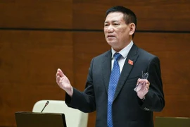 ĐBQH hỏi “vai trò của Quỹ bình ổn xăng dầu ở đâu”, Bộ trưởng Hồ Đức Phớc lý giải