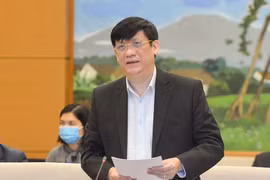 Người tham gia chống dịch phải điều trị hoặc cách ly sẽ được hưởng nguyên lương, phụ cấp