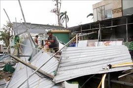 Thủ tướng chỉ đạo huy động lực lượng, phương tiện nhanh chóng khắc phục hậu quả bão số 5