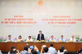 Kỳ họp thứ 5 của Quốc hội diễn ra trong 2 đợt, thông qua 8 luật, có nội dung nhân sự