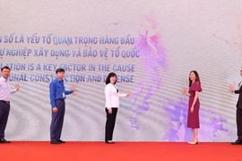 Đề xuất hỗ trợ bằng tiền mặt hoặc hiện vật khi sinh con, ưu tiên tiếp cận nhà ở xã hội