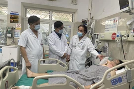 Vụ cháy chung cư mini: Còn 1 bệnh nhân đang rất nặng, người nhảy từ tầng 9 tiến triển khả quan