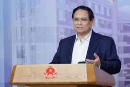 Thủ tướng: Ưu tiên nhà ở xã hội trước rồi mới đến nhà thương mại, không để dân phải chờ 5-10 năm