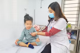 Bệnh thủy đậu gia tăng, nhiều trẻ nhỏ bị lây bệnh từ lớp học