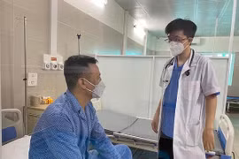 Hà Nội: Nam thanh niên suýt tử vong vì nhầm lẫn sốt xuất huyết với Covid-19