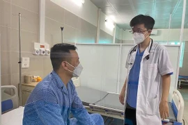 Hà Nội: Nam thanh niên suýt tử vong vì nhầm lẫn sốt xuất huyết với Covid-19