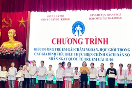 Hà Nội: Tình trạng mất cân bằng giới tính khi sinh giảm nhẹ