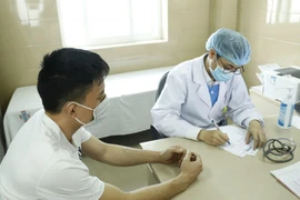 Bệnh viện K lên tiếng trước phản ánh của người bệnh về việc nhân viên tự thu phí dịch vụ