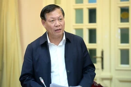 Thứ trưởng Bộ Y tế: Người bị ung thư, tuyến dưới không chữa được thì cho họ lên thẳng Trung ương