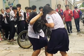 Nữ sinh cấp 2 có ý định tự tử vì bị nhóm bạn đánh hội đồng