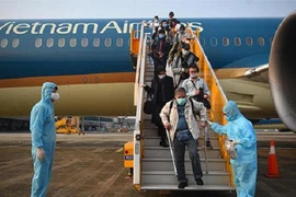 Sẽ dừng, hạn chế chuyến bay từ một số quốc gia có chủng SARS-CoV-2 biến thể?