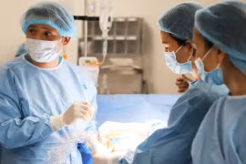 Cứ 100 trẻ sinh ra có 2-3 trẻ bị dị tật nếu không được phát hiện, can thiệp y khoa